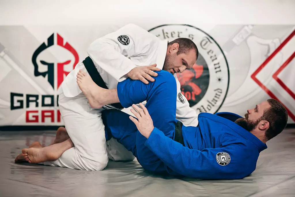 walka zawodników BJJ