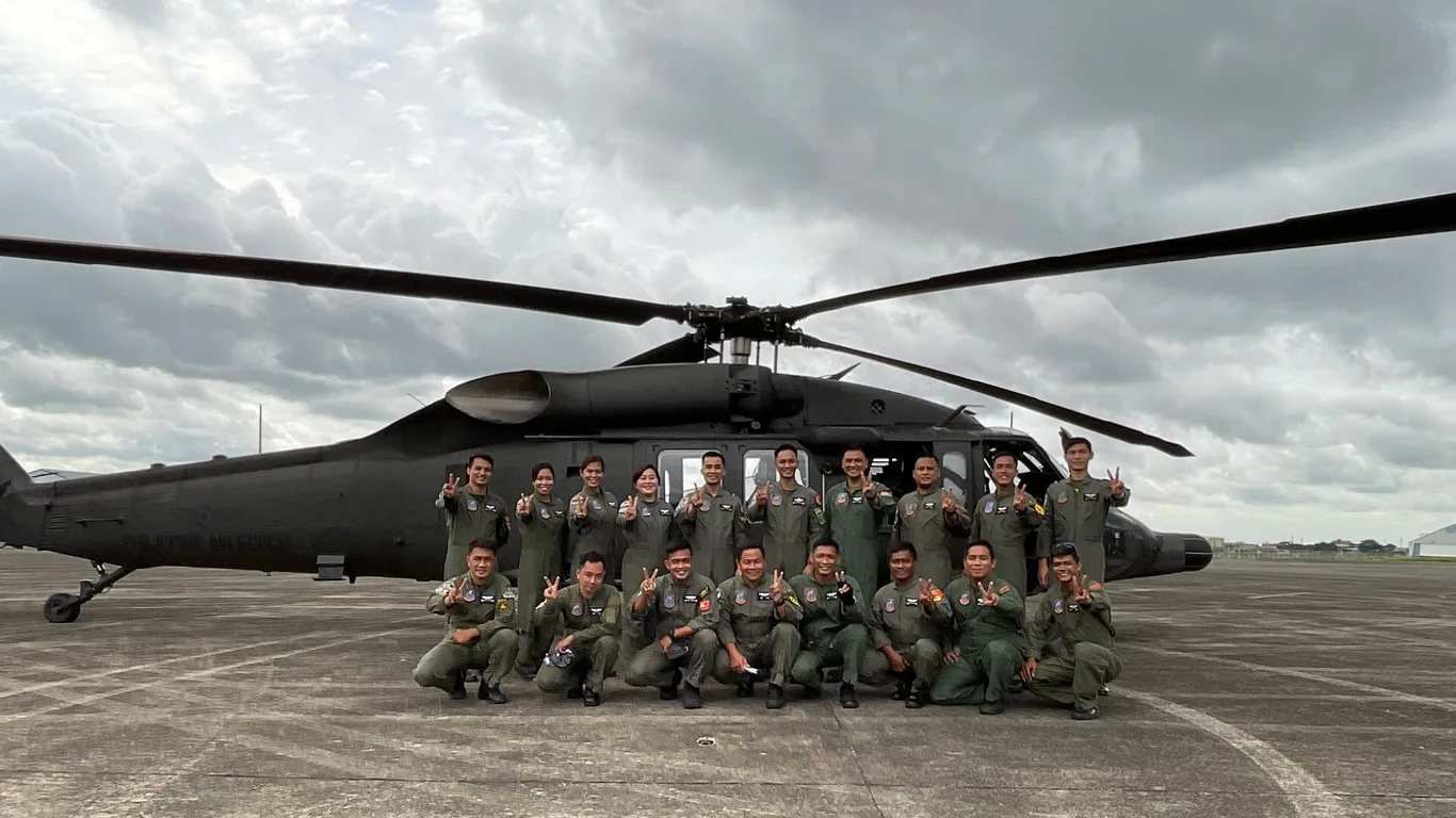 Policyjny śmigłowiec S-70i Black Hawk